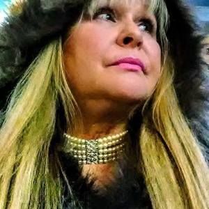 Meet your Posher, Sonia